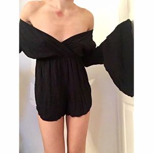 Abercrombie & Fitch Dresses - SOLD! Black Long Sleeve Romper Abercrombie & Fitch Dresses - SOLD! Black Long Sleeve Romper