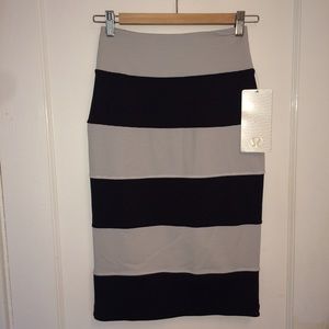 NWT Lululemon Yoga Over Skirt