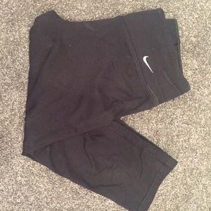 NIKE small Crop Leggings