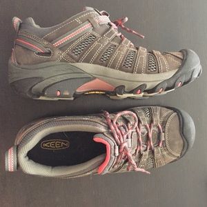 Keen Hiking Shoes