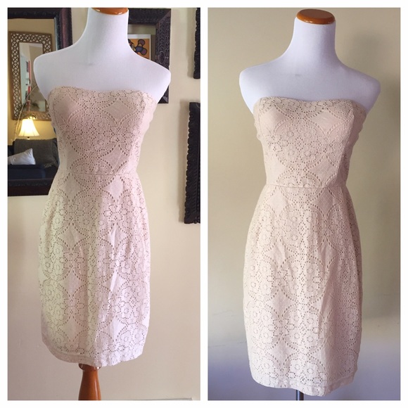 NWOT strapless lace midi dress fully lined