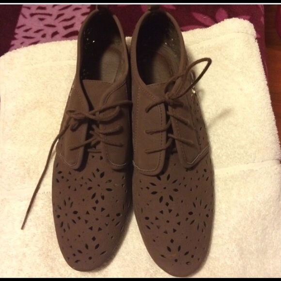 Brown shoes 8