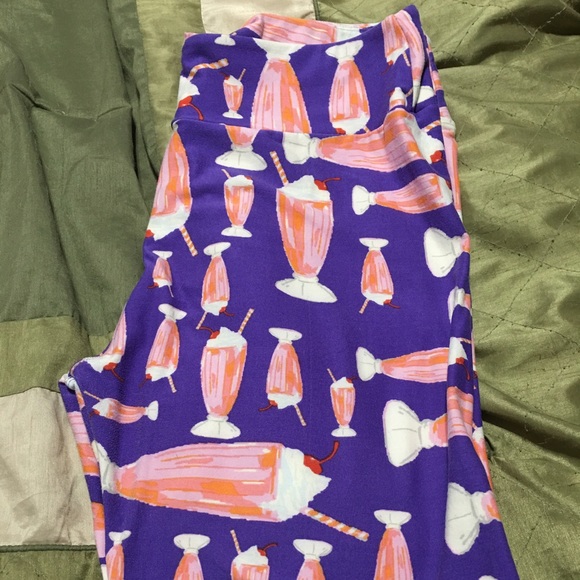 LulaRoe TC Millshake Leggings