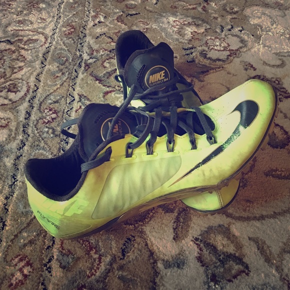 Nike Superfly R4 Track Cleats