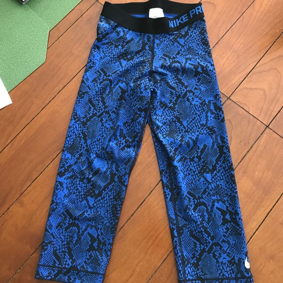 Nike Pro Cropped Leggings