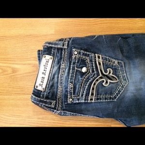 Rock revival jeans