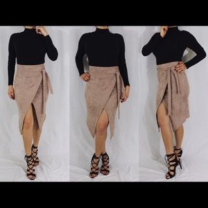 Thick SUEDE wrap skirt!!