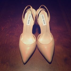 Steve Madden nude heels