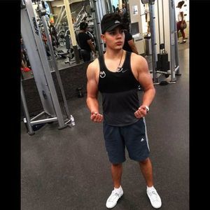 Meet your Posher, Angelo