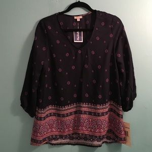 Navy blue patterned top