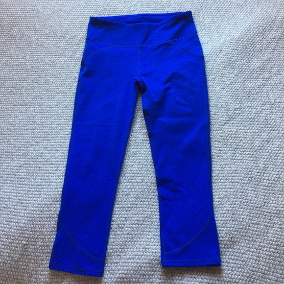 Kate Hudson Fabletics Work Out Capri