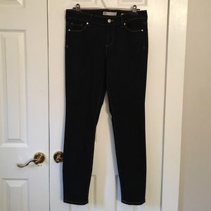 Anne Klein skinny jeans.