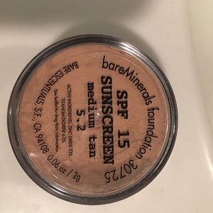 New Bare Escentuals SPF 15, 2.5 powder