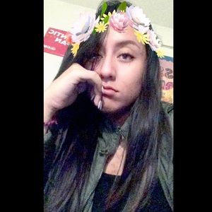 Meet your Posher, Jennifer