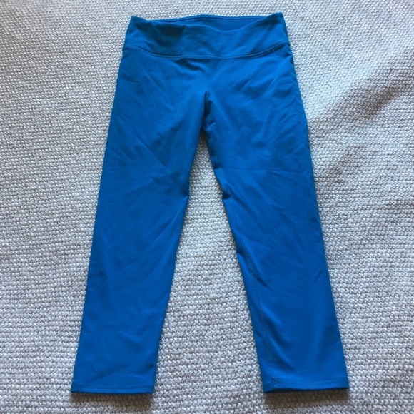 Kate Hudson Fabletics Work Out Capri
