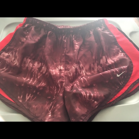 Nike tempo shorts