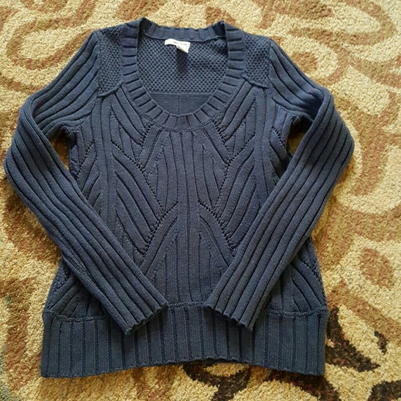 DKNY blue sweater size S EUC