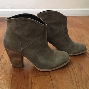 Sole Society Alba Khaki Slip On Bootie