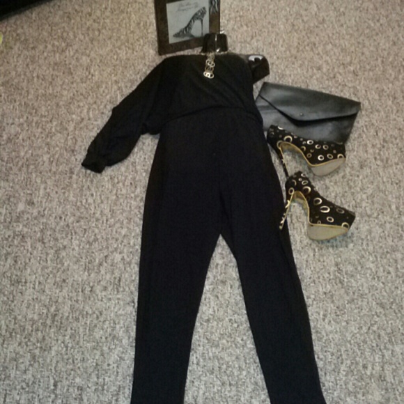 Xoxo Black One Shoulder Jumpsuit