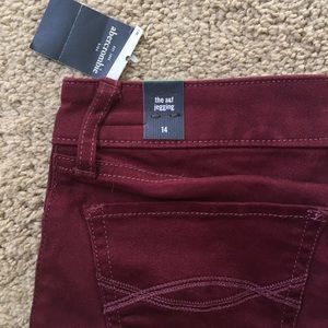 Bergundy skinny jeans!