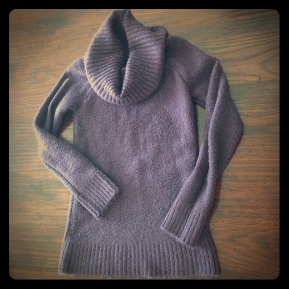 Deep Purple Warm & Cozy Sweater 🍁🍂