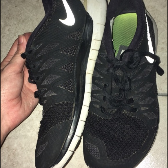 Nike free runs 5.0