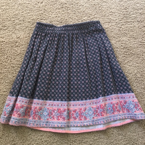 Cute skirt!