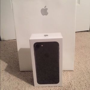 Unlocked iPhone 7 32GB