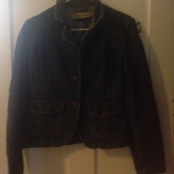 ❤️Very cute Jean jacket I wore over my dresses ❤️ - Picture 3 of 3