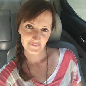 Meet your Posher, Lara