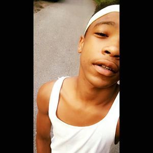 Meet your Posher, Deandre