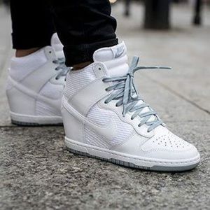 Women's Nike Dunk Sky Hi