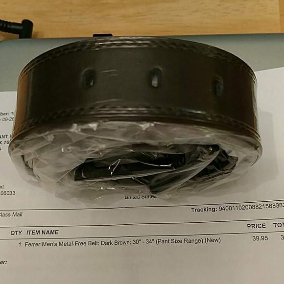 SALE!! Great gift! Metal-free men's belt.