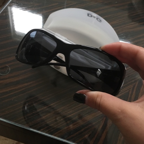 Dolce and gabbana black sunglasses never worn