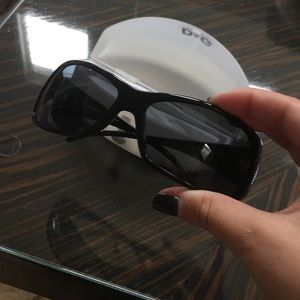 Dolce and gabbana black sunglasses never worn