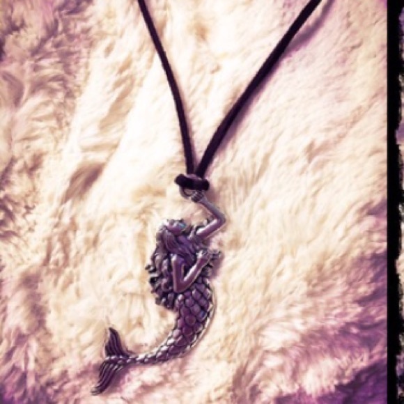 Calling all Mermaids!!!! - Picture 1 of 1