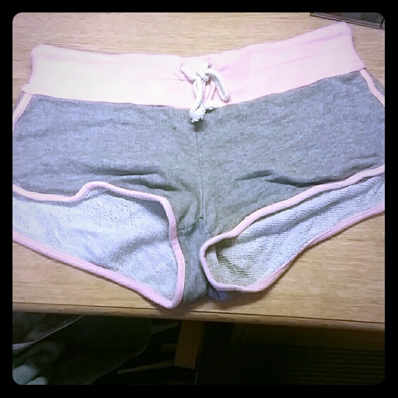 Comfy AERIE sleep shorts, size M