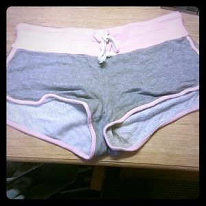 Comfy AERIE sleep shorts, size M