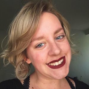 Meet your Posher, Chloe
