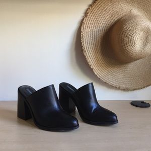 Forever 21 Mules