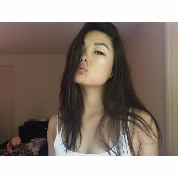 Meet your Posher, Esther