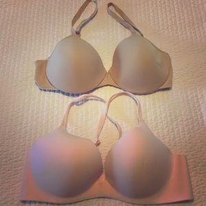 SOLD on Ⓜ️Two 36C Bras