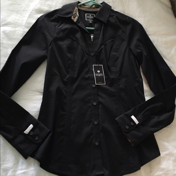 Express Essential Shirt❤️