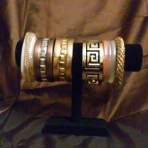 You get all of them! 8 BEAUTIFUL CLASSY BRACELETS!