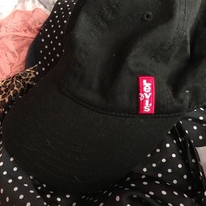 Levi's cap