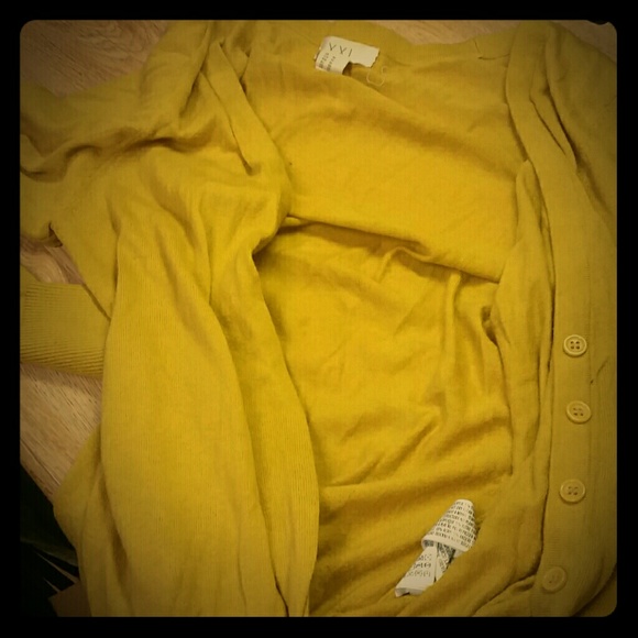 Forever 21 yellow cardigan size M