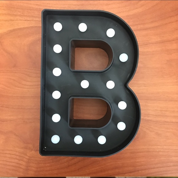Light Up "B"