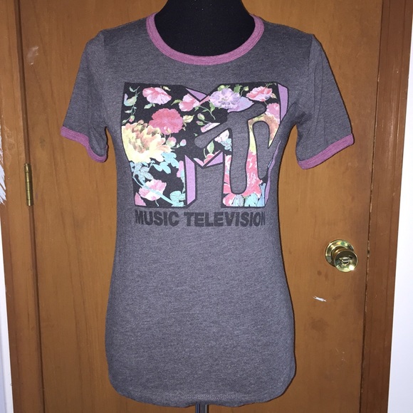 MTV Tops - 🔴SOLD🔴 MTV Shirt