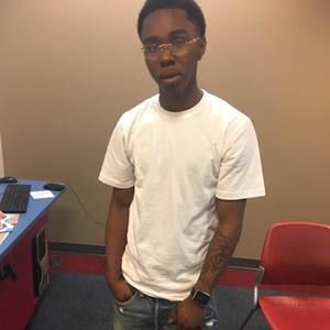 Meet your Posher, Ace