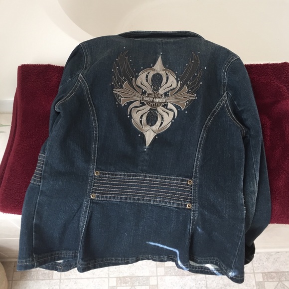 Adorable 😍Harley Davidson Denim Jacket - Picture 3 of 4